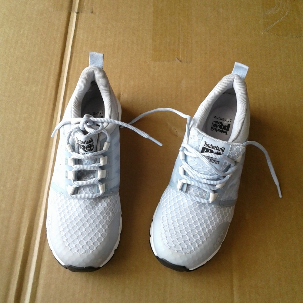 Sneaker - Picture 4 of 8